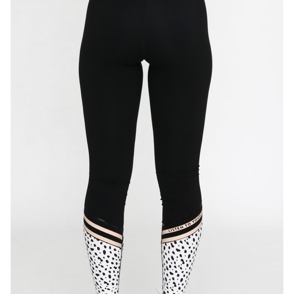 Sarah’s Day X WFA- Sweet & Sassy Leggings - Picture 4 of 9